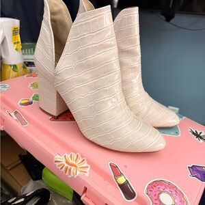 Steve Madden White Croc-Embossed Ankle Booties